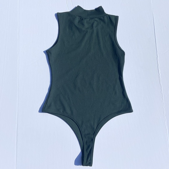 Buffbunny bodysuit, size small - Picture 5 of 6